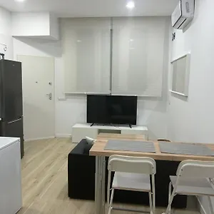 Estudio Avd. Velazquez , Málaga España