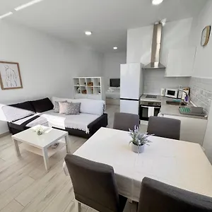 Estudio Playa La Misericordia , Málaga España